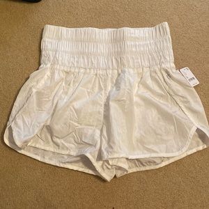 Free People The Way Home shorts White size M NWT